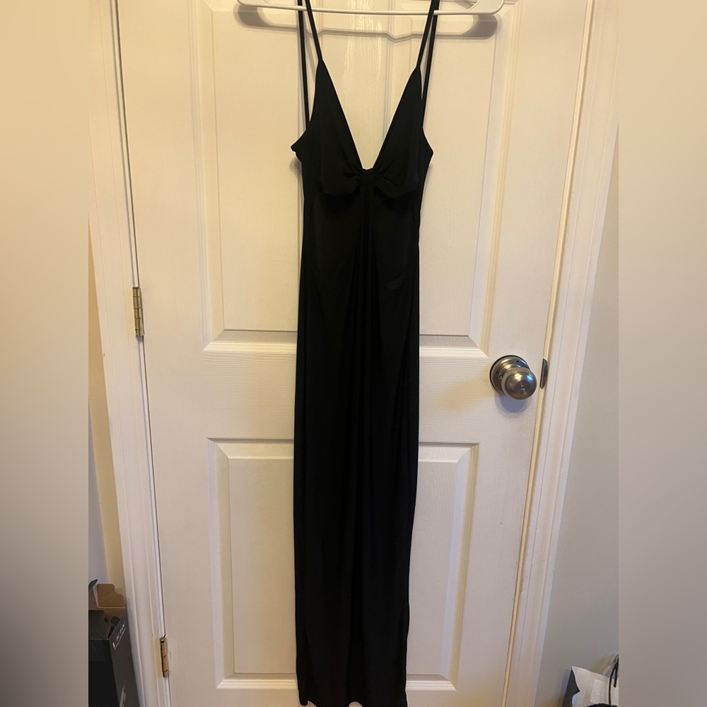 Elegant Black Maxi Dress